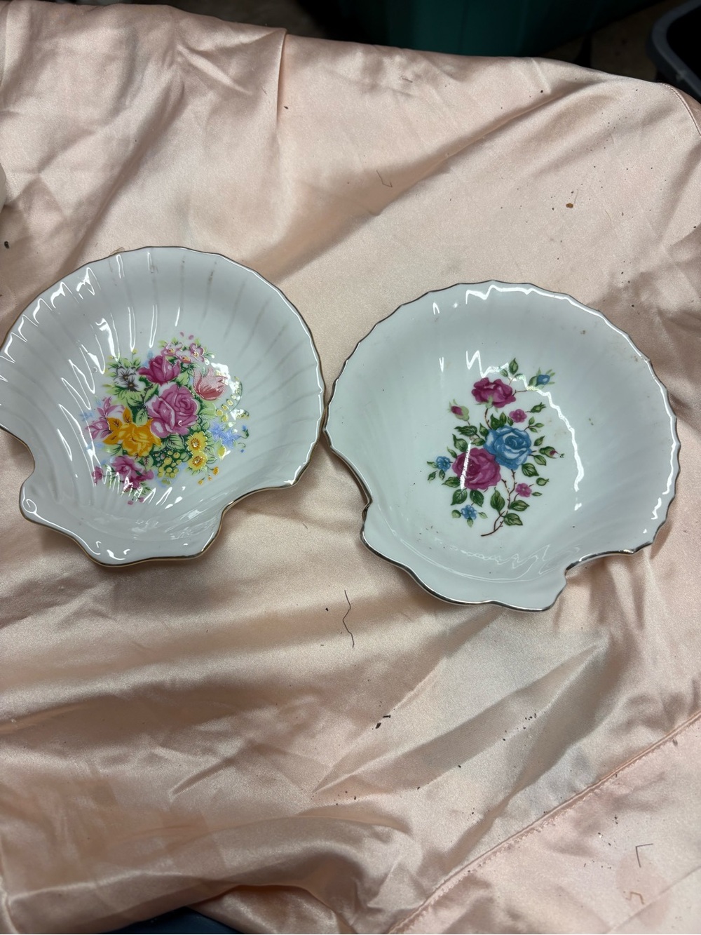 Floral Porcelain Shell Dishes - Set of 2